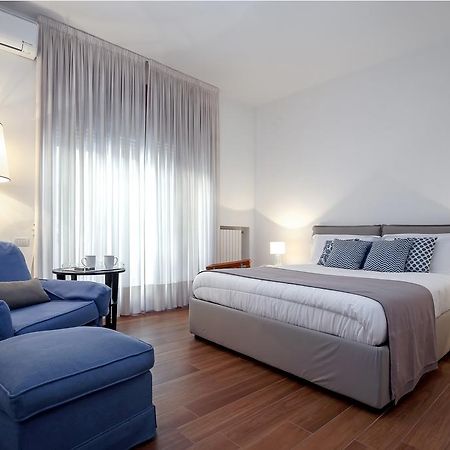 Starhost - Golden Apartments Salerno Luaran gambar
