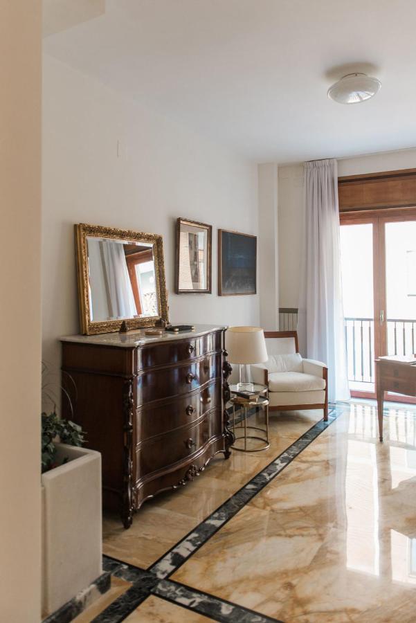 Starhost - Golden Apartments Salerno Luaran gambar