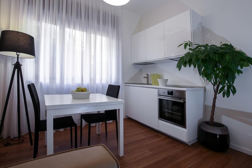 Starhost - Golden Apartments Salerno Luaran gambar